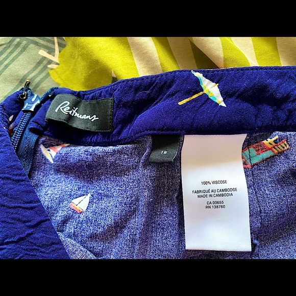 Skirt; zipper. Like new, worn once - Picture 3 of 3